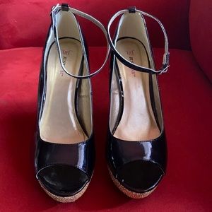 Just Fab Black Platform Wedge New 8.5